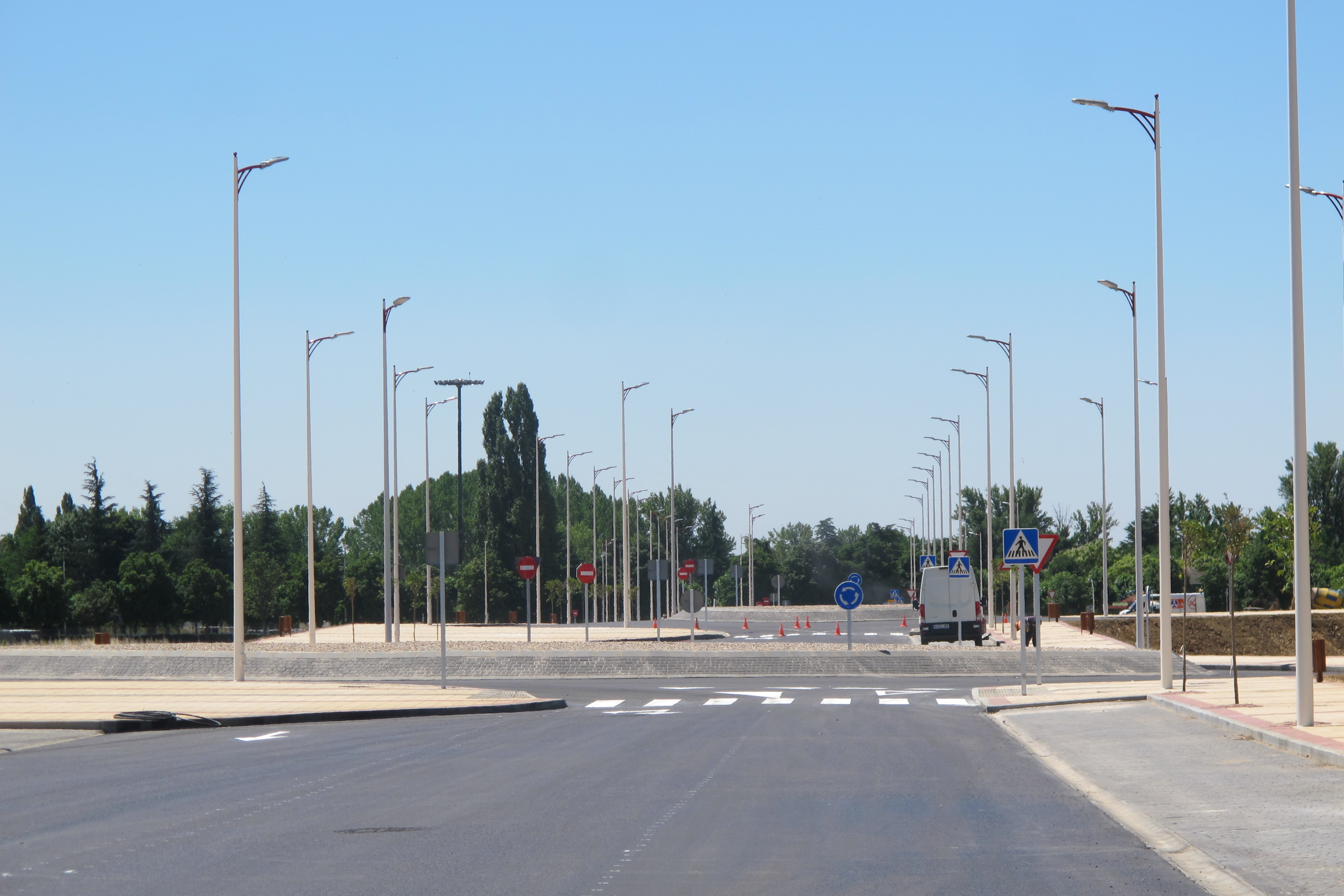 PROYECTO ELÉCTRICO PARA INSTALACIÓN DE ALUMBRADO EXTERIOR EN URBANIZACIÓN LA SERNA-LA GRANJA