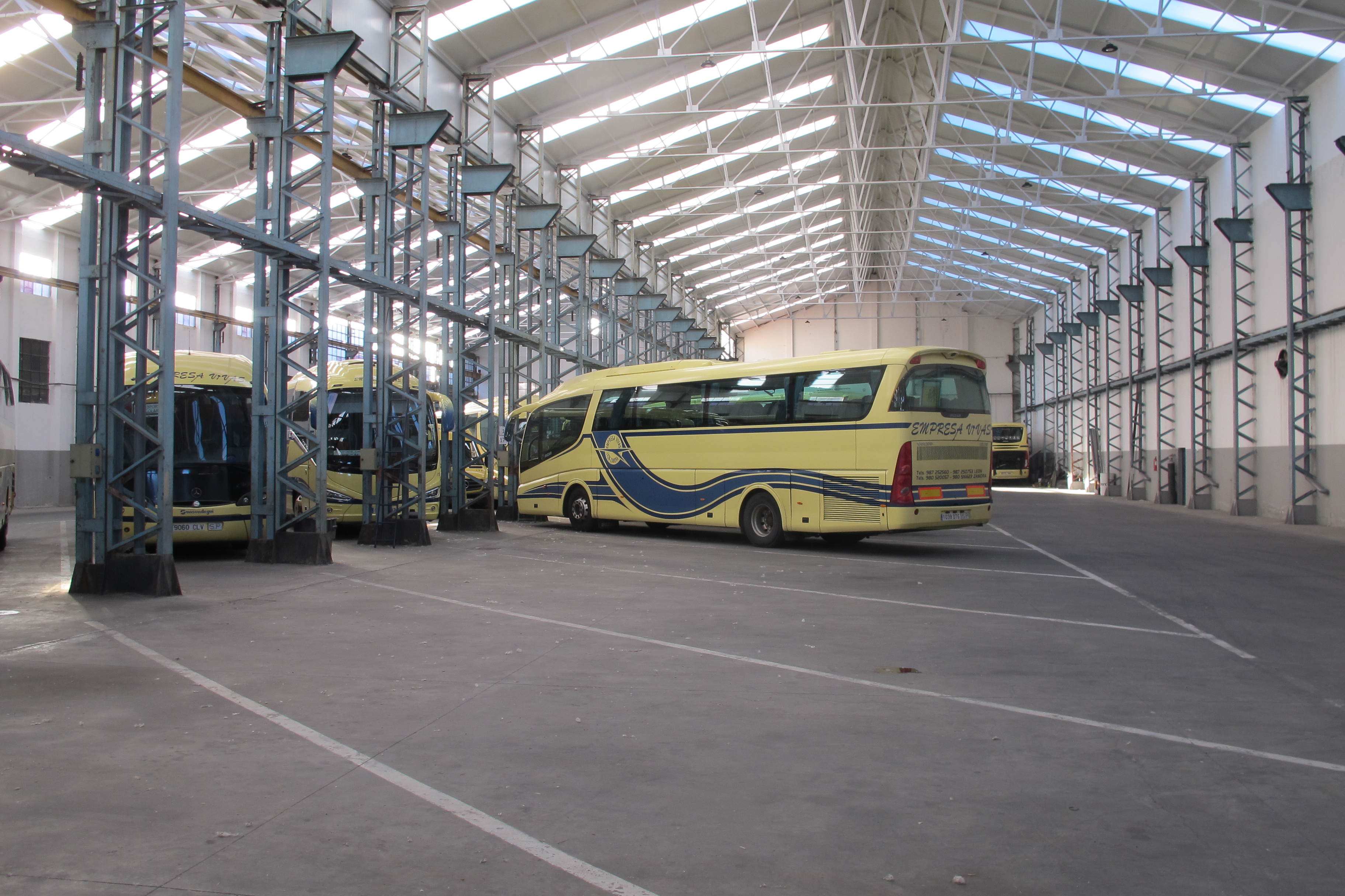 PROYECTO ELÉCTRICO Y PCI PARA ADAPTACIÓN A NORMATIVA TRAS INSPECCIÓN OCA EN COCHERA DE AUTOCARES VIVAS