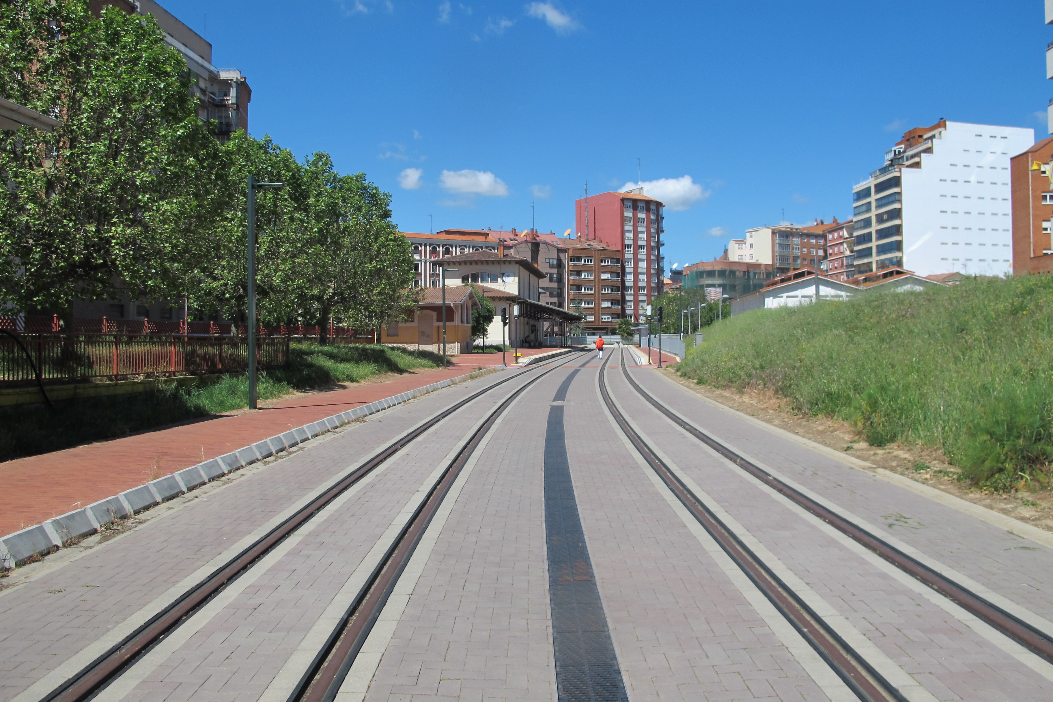 URBANIZACIÓN DEL ENTORNO DE LA ESTACIÓN DE FEVE EN LEÓN (ADIF)