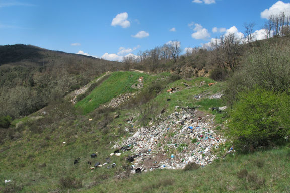 SELLADO DEL VERTEDERO DE RESIDUOS URBANOS DEL T.M. DE NOCEDA DEL BIERZO (JCYL)